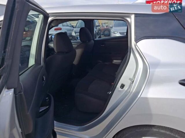 Серый Ниссан Лиф, объемом двигателя 0 л и пробегом 60 тыс. км за 14300 $, фото 8 на Automoto.ua