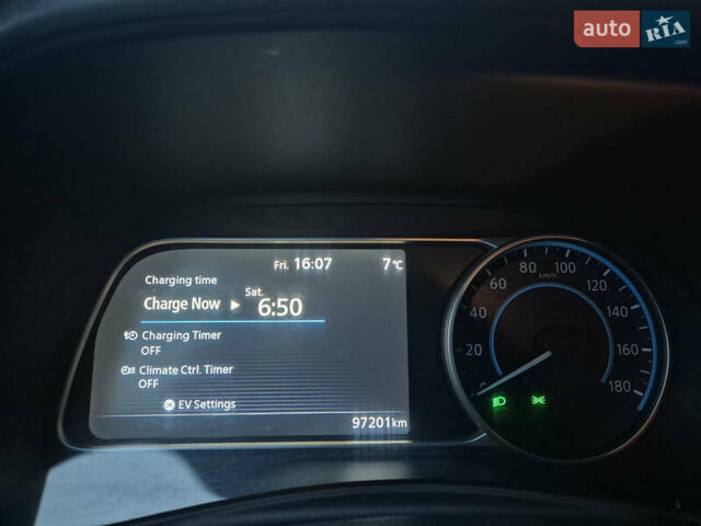 Серый Ниссан Лиф, объемом двигателя 0 л и пробегом 97 тыс. км за 11300 $, фото 10 на Automoto.ua