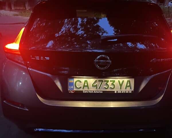 Сірий Ніссан Ліф, об'ємом двигуна 0 л та пробігом 82 тис. км за 14300 $, фото 6 на Automoto.ua