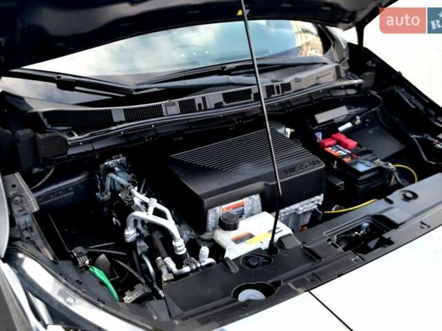 Сірий Ніссан Ліф, об'ємом двигуна 0 л та пробігом 119 тис. км за 12300 $, фото 62 на Automoto.ua