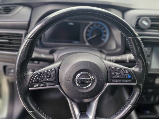 Сірий Ніссан Ліф, об'ємом двигуна 0 л та пробігом 115 тис. км за 11500 $, фото 18 на Automoto.ua