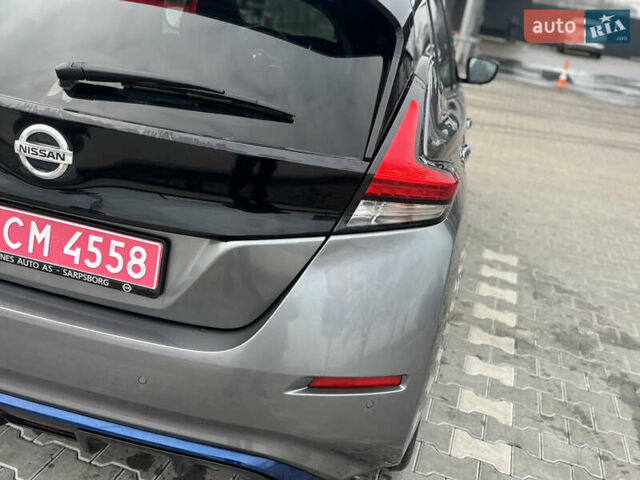 Сірий Ніссан Ліф, об'ємом двигуна 0 л та пробігом 152 тис. км за 11950 $, фото 26 на Automoto.ua