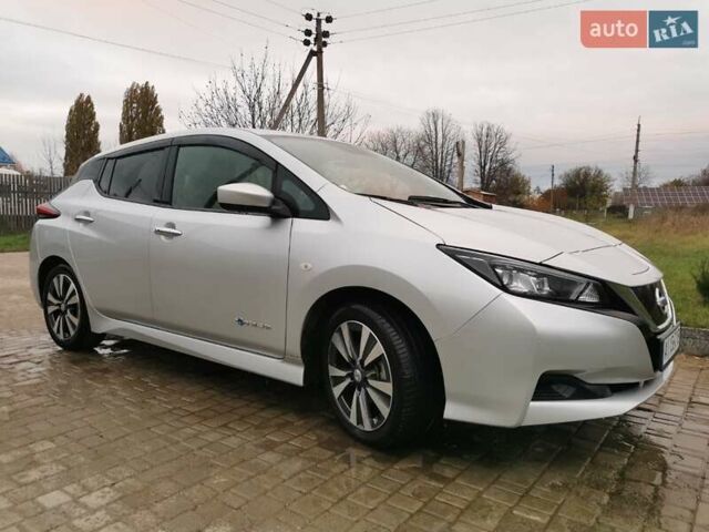 Сірий Ніссан Ліф, об'ємом двигуна 0 л та пробігом 45 тис. км за 12500 $, фото 10 на Automoto.ua