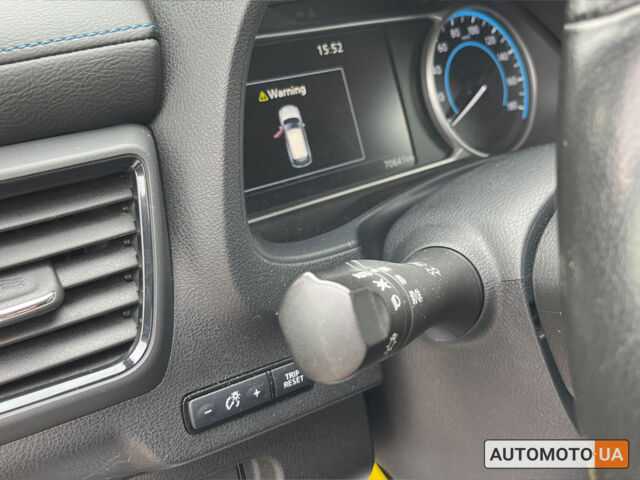 Сірий Ніссан Ліф, об'ємом двигуна 40 л та пробігом 70 тис. км за 14500 $, фото 15 на Automoto.ua