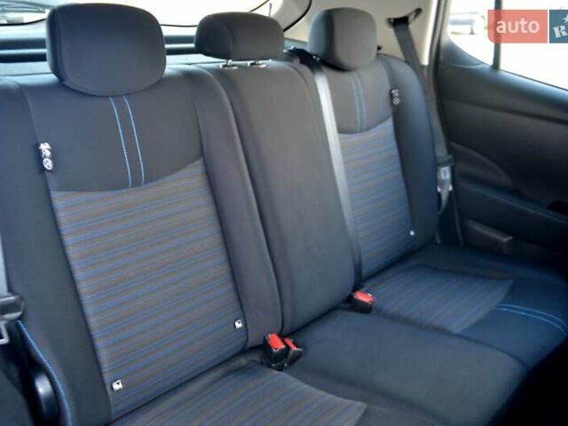 Сірий Ніссан Ліф, об'ємом двигуна 0 л та пробігом 119 тис. км за 12300 $, фото 154 на Automoto.ua