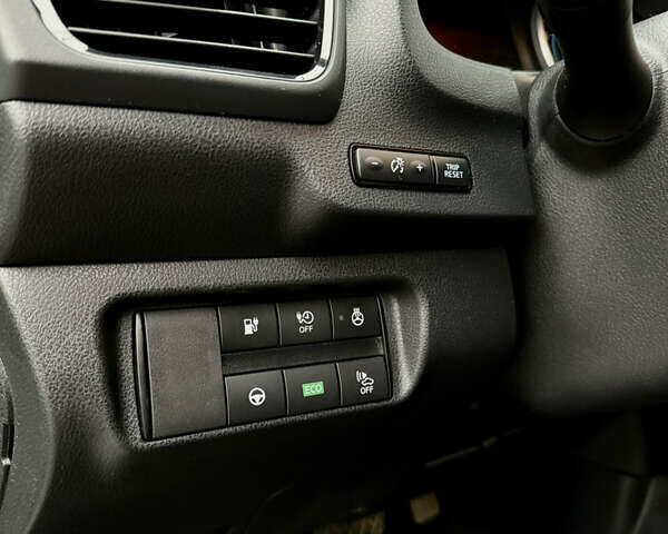 Серый Ниссан Лиф, объемом двигателя 0 л и пробегом 130 тыс. км за 11999 $, фото 31 на Automoto.ua