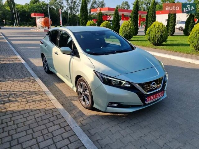 Сірий Ніссан Ліф, об'ємом двигуна 0 л та пробігом 173 тис. км за 10850 $, фото 2 на Automoto.ua