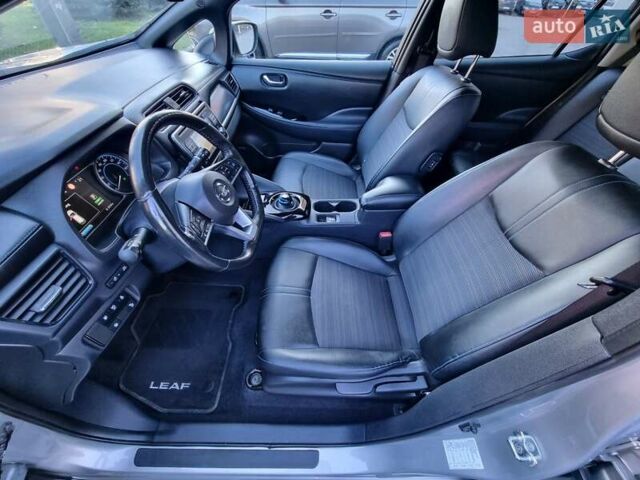 Сірий Ніссан Ліф, об'ємом двигуна 0 л та пробігом 95 тис. км за 13100 $, фото 22 на Automoto.ua