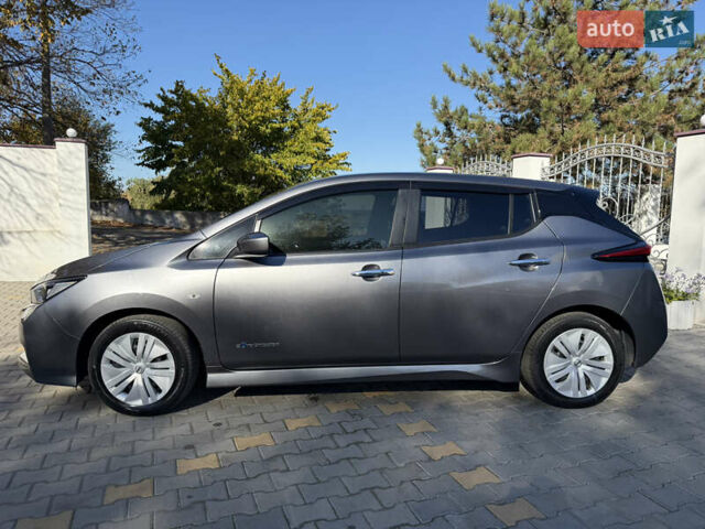 Серый Ниссан Лиф, объемом двигателя 0 л и пробегом 88 тыс. км за 11900 $, фото 6 на Automoto.ua