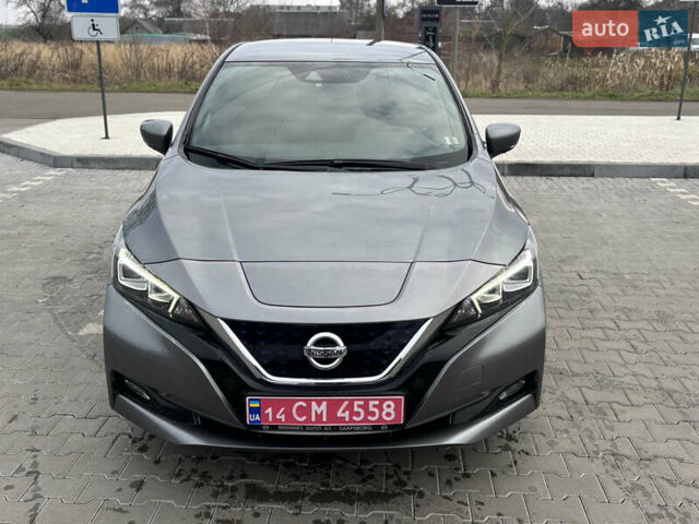 Сірий Ніссан Ліф, об'ємом двигуна 0 л та пробігом 152 тис. км за 11950 $, фото 16 на Automoto.ua