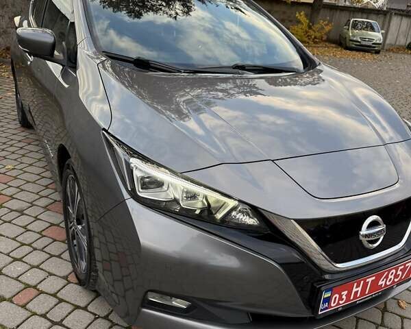 Серый Ниссан Лиф, объемом двигателя 0 л и пробегом 127 тыс. км за 12400 $, фото 2 на Automoto.ua