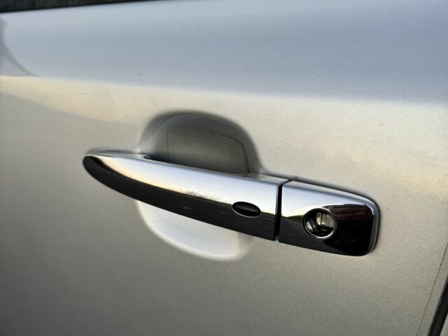 Серый Ниссан Лиф, объемом двигателя 0 л и пробегом 150 тыс. км за 10800 $, фото 12 на Automoto.ua