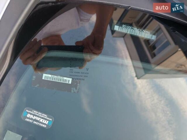 Серый Ниссан Лиф, объемом двигателя 0 л и пробегом 77 тыс. км за 14000 $, фото 23 на Automoto.ua