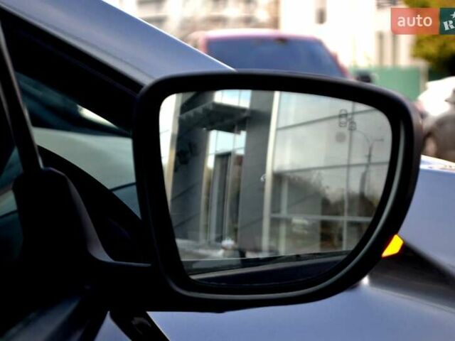 Сірий Ніссан Ліф, об'ємом двигуна 0 л та пробігом 119 тис. км за 12300 $, фото 131 на Automoto.ua