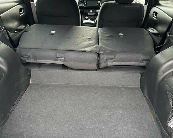 Сірий Ніссан Ліф, об'ємом двигуна 0 л та пробігом 120 тис. км за 12500 $, фото 25 на Automoto.ua