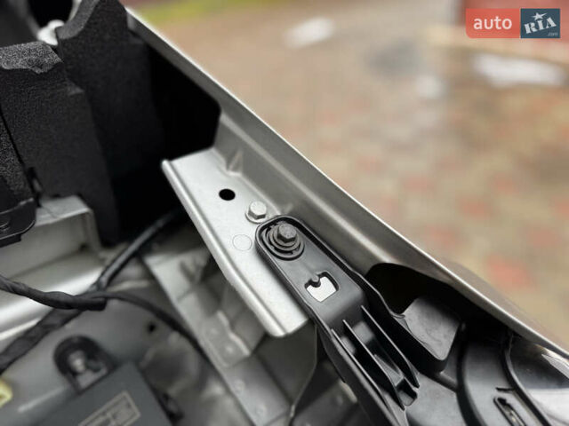 Серый Ниссан Лиф, объемом двигателя 0 л и пробегом 80 тыс. км за 15699 $, фото 40 на Automoto.ua