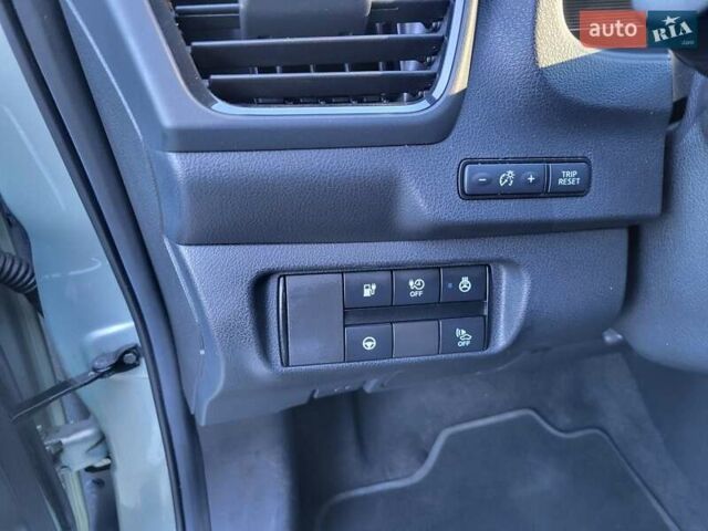 Серый Ниссан Лиф, объемом двигателя 0 л и пробегом 83 тыс. км за 13700 $, фото 15 на Automoto.ua