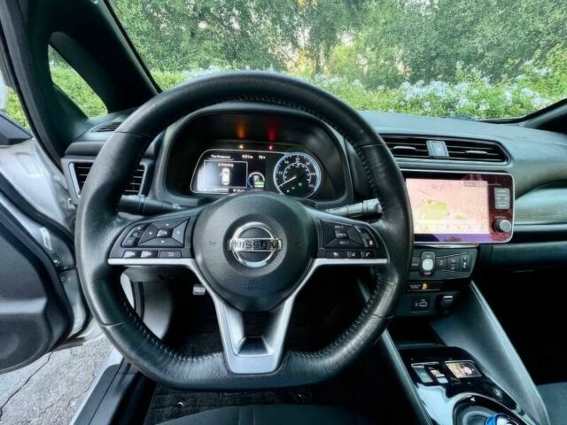 Сірий Ніссан Ліф, об'ємом двигуна 0 л та пробігом 35 тис. км за 10350 $, фото 6 на Automoto.ua