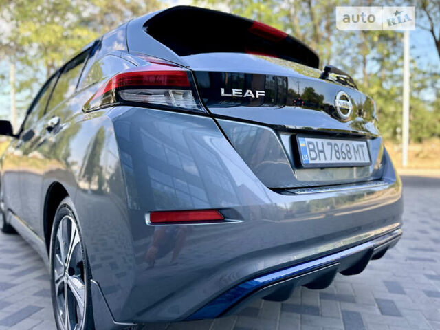 Серый Ниссан Лиф, объемом двигателя 0 л и пробегом 29 тыс. км за 13200 $, фото 23 на Automoto.ua