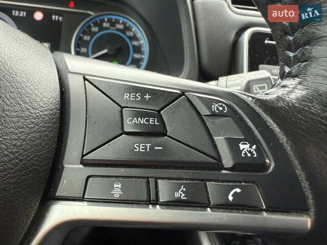 Сірий Ніссан Ліф, об'ємом двигуна 0 л та пробігом 148 тис. км за 13333 $, фото 20 на Automoto.ua