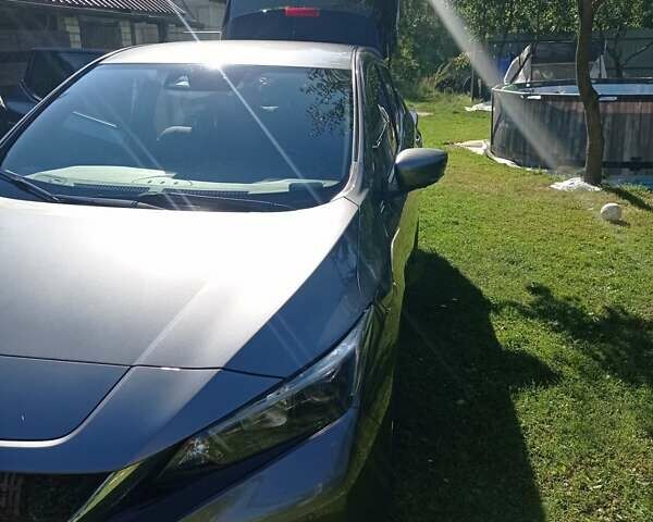 Серый Ниссан Лиф, объемом двигателя 0 л и пробегом 122 тыс. км за 12900 $, фото 4 на Automoto.ua