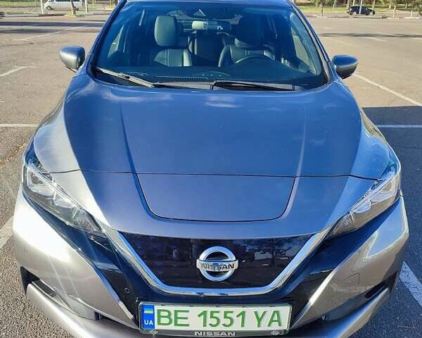 Сірий Ніссан Ліф, об'ємом двигуна 0 л та пробігом 62 тис. км за 14000 $, фото 12 на Automoto.ua