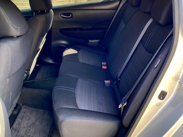 Сірий Ніссан Ліф, об'ємом двигуна 0 л та пробігом 48 тис. км за 17000 $, фото 7 на Automoto.ua