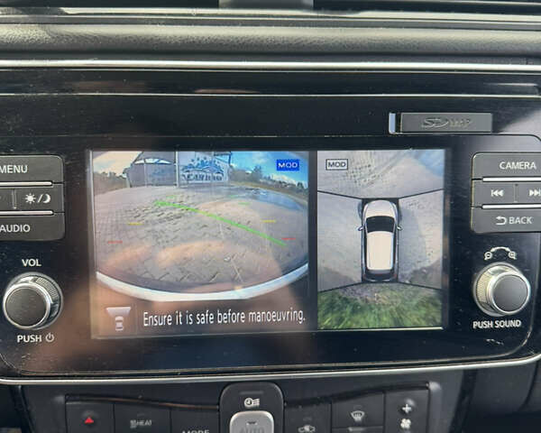 Серый Ниссан Лиф, объемом двигателя 0 л и пробегом 99 тыс. км за 12900 $, фото 12 на Automoto.ua