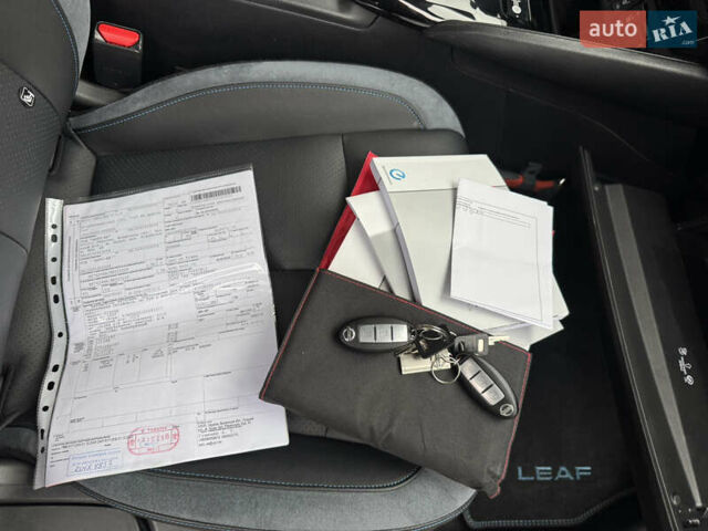 Сірий Ніссан Ліф, об'ємом двигуна 0 л та пробігом 80 тис. км за 15699 $, фото 65 на Automoto.ua