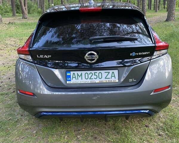 Серый Ниссан Лиф, объемом двигателя 0 л и пробегом 68 тыс. км за 14700 $, фото 7 на Automoto.ua