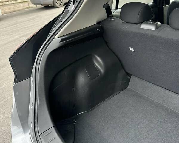 Сірий Ніссан Ліф, об'ємом двигуна 0 л та пробігом 120 тис. км за 12500 $, фото 34 на Automoto.ua