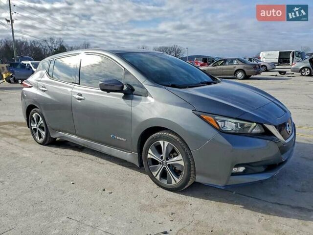 Серый Ниссан Лиф, объемом двигателя 0 л и пробегом 130 тыс. км за 3400 $, фото 3 на Automoto.ua