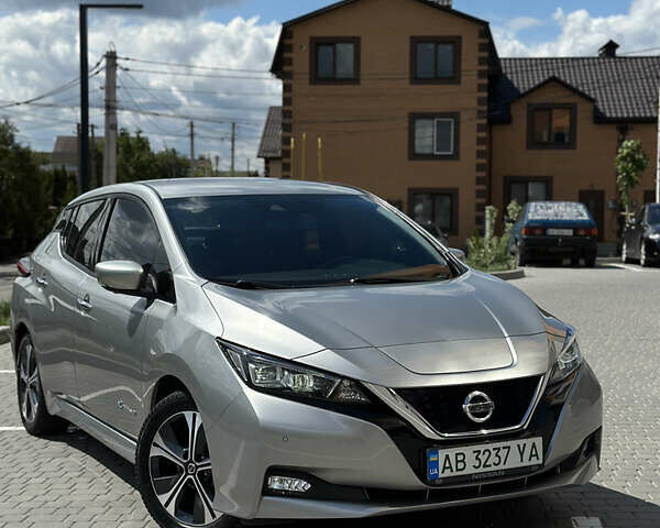Сірий Ніссан Ліф, об'ємом двигуна 0 л та пробігом 68 тис. км за 13800 $, фото 4 на Automoto.ua