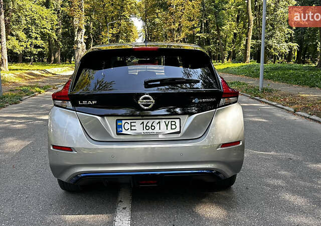 Серый Ниссан Лиф, объемом двигателя 0 л и пробегом 59 тыс. км за 14300 $, фото 7 на Automoto.ua