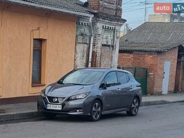 Серый Ниссан Лиф, объемом двигателя 0 л и пробегом 98 тыс. км за 14000 $, фото 68 на Automoto.ua