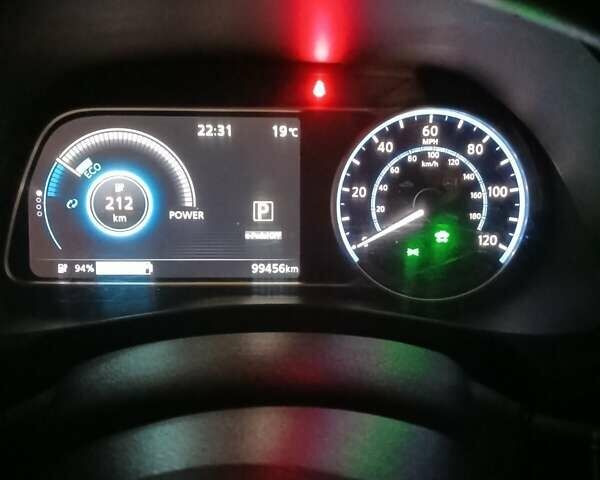 Сірий Ніссан Ліф, об'ємом двигуна 0 л та пробігом 99 тис. км за 12700 $, фото 20 на Automoto.ua