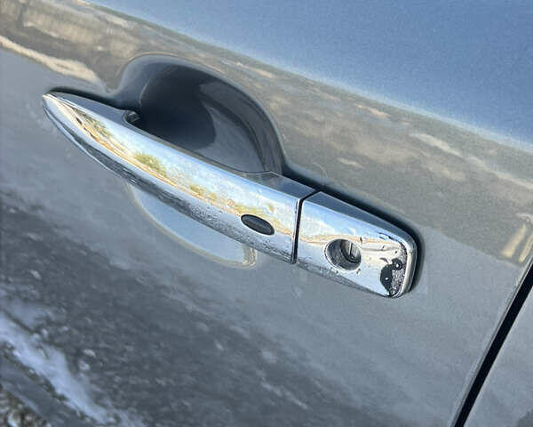 Серый Ниссан Лиф, объемом двигателя 0 л и пробегом 106 тыс. км за 12200 $, фото 11 на Automoto.ua