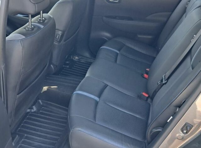 Серый Ниссан Лиф, объемом двигателя 0 л и пробегом 120 тыс. км за 16800 $, фото 5 на Automoto.ua