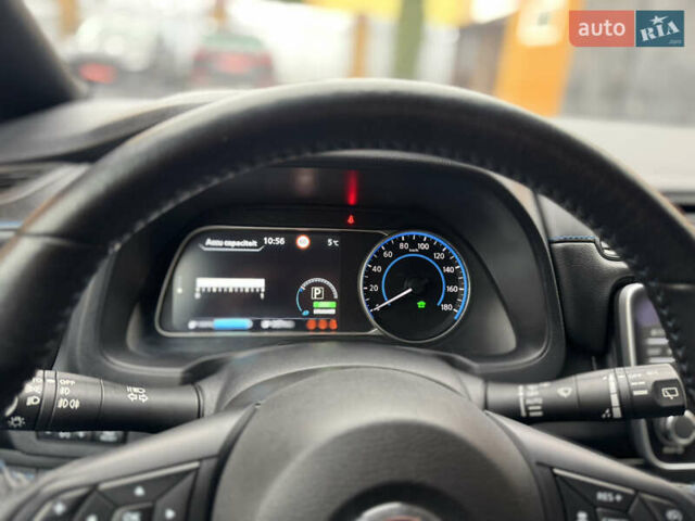 Сірий Ніссан Ліф, об'ємом двигуна 0 л та пробігом 80 тис. км за 15699 $, фото 49 на Automoto.ua