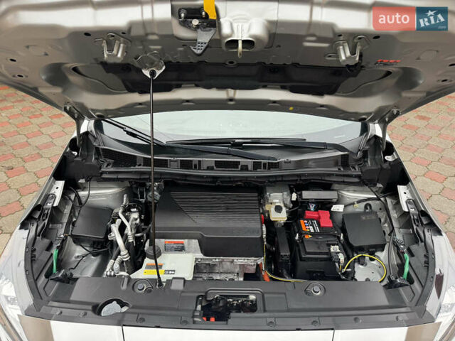 Сірий Ніссан Ліф, об'ємом двигуна 0 л та пробігом 80 тис. км за 15699 $, фото 38 на Automoto.ua