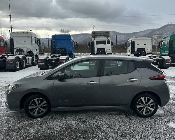 Серый Ниссан Лиф, объемом двигателя 0 л и пробегом 82 тыс. км за 12900 $, фото 7 на Automoto.ua