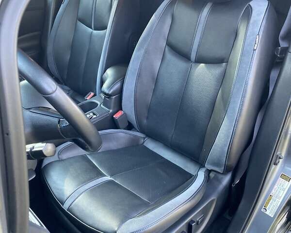 Серый Ниссан Лиф, объемом двигателя 0 л и пробегом 68 тыс. км за 14700 $, фото 2 на Automoto.ua