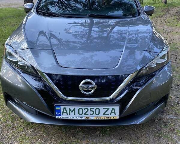 Серый Ниссан Лиф, объемом двигателя 0 л и пробегом 68 тыс. км за 14700 $, фото 9 на Automoto.ua