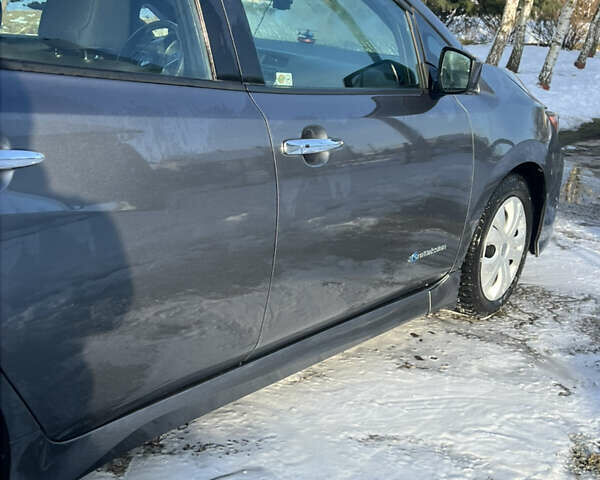 Серый Ниссан Лиф, объемом двигателя 0 л и пробегом 106 тыс. км за 12200 $, фото 7 на Automoto.ua