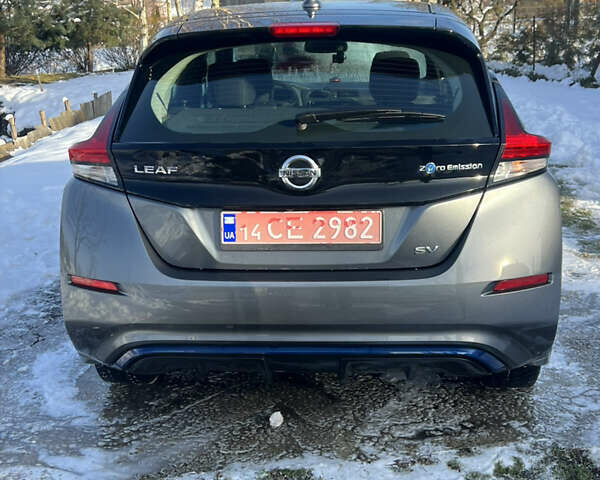 Серый Ниссан Лиф, объемом двигателя 0 л и пробегом 106 тыс. км за 12200 $, фото 3 на Automoto.ua