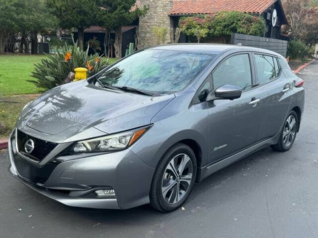 Серый Ниссан Лиф, объемом двигателя 0 л и пробегом 49 тыс. км за 9000 $, фото 1 на Automoto.ua