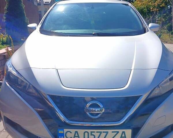 Сірий Ніссан Ліф, об'ємом двигуна 0 л та пробігом 99 тис. км за 12700 $, фото 8 на Automoto.ua