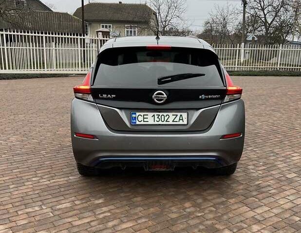 Серый Ниссан Лиф, объемом двигателя 0 л и пробегом 83 тыс. км за 14000 $, фото 3 на Automoto.ua