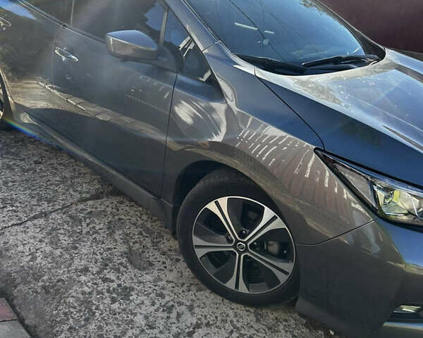 Серый Ниссан Лиф, объемом двигателя 0 л и пробегом 95 тыс. км за 13500 $, фото 2 на Automoto.ua