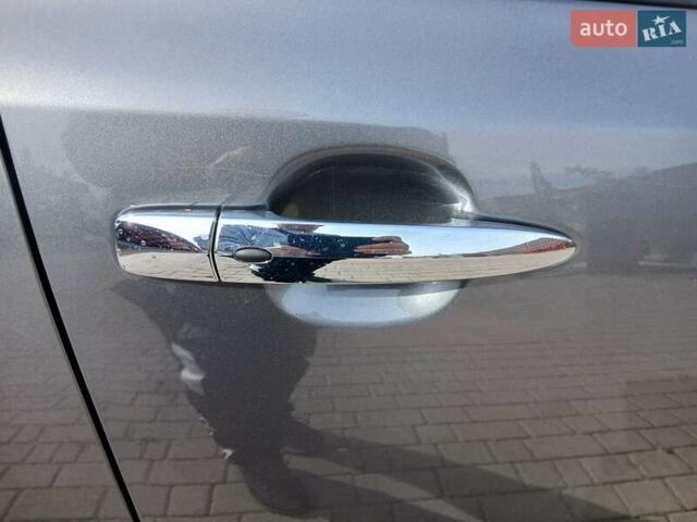 Серый Ниссан Лиф, объемом двигателя 0 л и пробегом 75 тыс. км за 14500 $, фото 1 на Automoto.ua